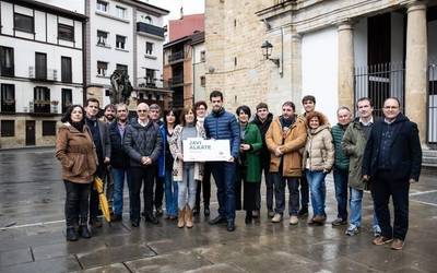 Geroa Baik alkatetzan segitzeko botoa eskatu zuen