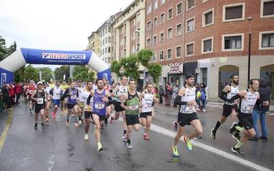 Estarriaga, Sobredo eta Beunza Iruñeko podiumean