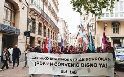 Grebara itzuli dira Arabako egoitza pribatuetako langileak
