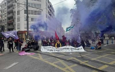 Bigarren greba eguna Arabako egoitza pribatuetan