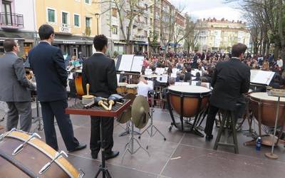 Musika Bandak udaberriko kontzertu berezia emango du larunbatean