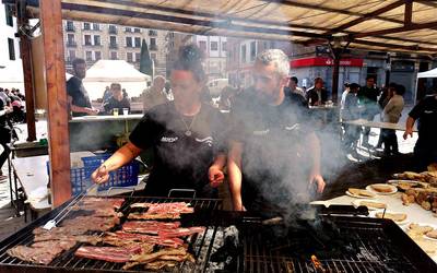 Atabal elkartekoek prestatutako pintxoak salduko dituzte hileko azken zapatuko ferian