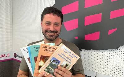 Koldo Colomo: "Hiztegi honen helburua da gaurko euskaldunek bertako euskara ezagutu dezaten"