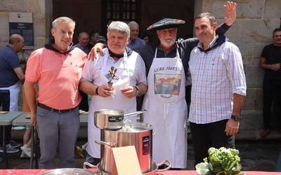 Gure Amesta elkarteko Patxi Uribesalgo eta Jaunbi Bengoak prestatu dute bakailao onena