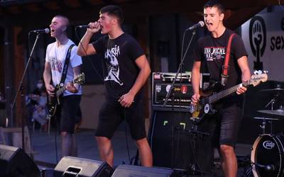 Eguzkierripa Rock jaialdia egingo dute bihar Andra Mari ermitan