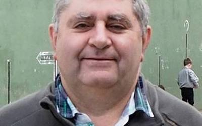 Andres Etxenikek segituko du alkate Bertizaranan, orain Bertizaranako Taldearen izenean