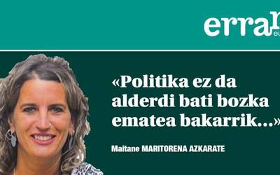 -Politika pitta bat? -Bai, esker mila.