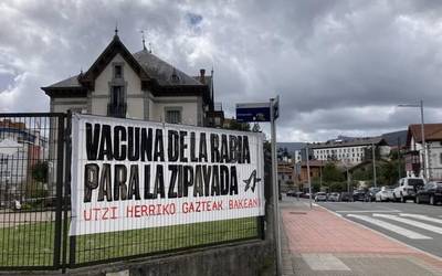 600 euroko isuna jarri diote Ernaiko kide bati Ertzaintzaren sarekada batean esku-hartzeagatik