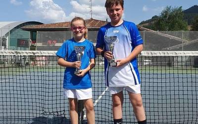 Arabako hiru txapeldun berri ditu Laudioko Tenis Klubak