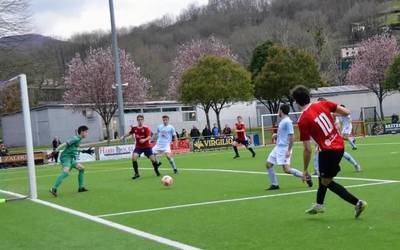 Maila segurtatuta jokatuko du Baztan futbol talde nagusiak denboraldiko azken partida Giltxaurdin