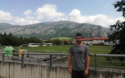 "Hegoaldean Aralar eta iparraldean Urbasa-Andia; Sakanak aberastasun handia dauka"