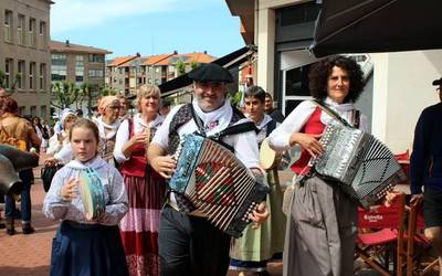 Meñakoz Kultur Elkartearen 20. urteurreneko bideo-laburpena