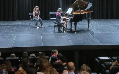 Piano ikasleen txanda