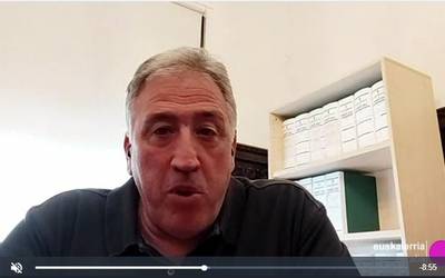 Joseba Asiron: “Ez dago irtenbide aurrerakoirik boto emaileen %27 errespetatu gabe”