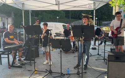 Jam Sesiona egin dute Arrasaten
