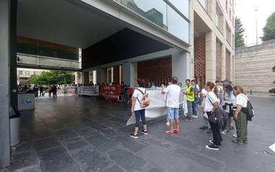 Leioa Bizigarrik Udala eratzeko osoko bilkurara eraman ditu bere aldarrikapenak