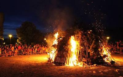 [EGITARAUA]: San Juanak ospatzeko dena prest dute Elorrion