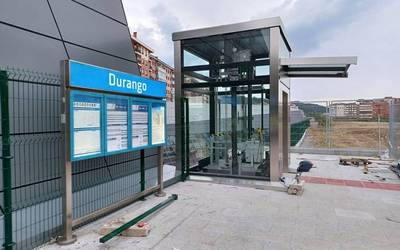 Durangoko tren geltokiko igogailu nagusia eguaztenean ipiniko dute martxan