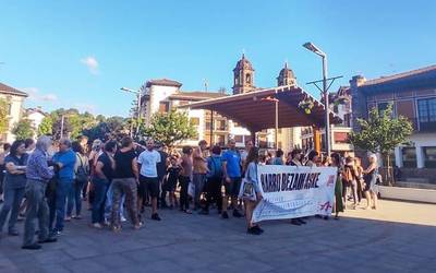 Harro Baztan taldeak elkarretaratzea deitu du asteazkenean Erratzun LGTBI+ eskubideen alde