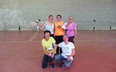 Alvarez eta Larretxea, Anueko frontenis txapelketako irabazleak