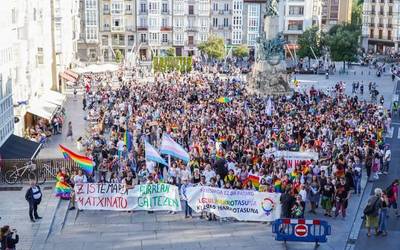 Elkar zaintza eta antifaxismoa, LGTBIQ+ Harrotasunaren Egunaren erdigunean