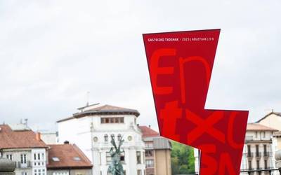 Gasteizko Txosna Batzordeak Gasteizko jendarteari