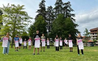 Ekintza zaparrada prestatu du Amurrioko Jai Herrikoien Aldeko Batzordeak
