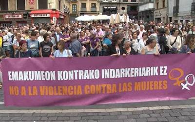 Ermitagañako hilketa matxista gogor deitoratu dute