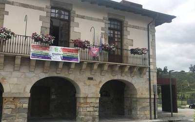 Hiru dolu egun egingo dituzte Muntsaratzen hildako adin txikikoarengatik