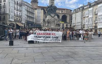 Iruñeko hilketa matxista salatu dute Gasteizen