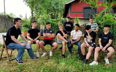 CheckBoyz: "Geure burua adierazteko modu gisa aukeratu dugu musika"