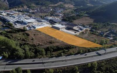 Nasuvinsaren bilatzailean 9 industria partzela salgai