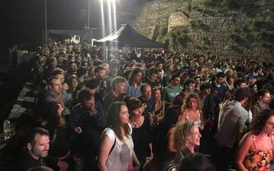 Surflariek hartuko dute Itzurun larunbatean