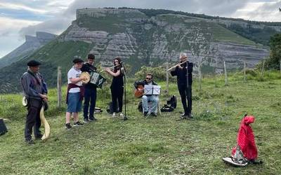 Urmuga Jaialdiak Gorobelera eraman zuen musika atzo eta gaur Baranbion izango du hitzordua