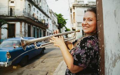 Rachel Therrien tronpeta-jolea izango da, Mendaroko Jazz Eguneko artista nagusia