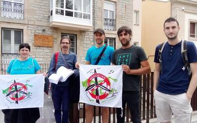 400 aramaioar inguruk jarri diote alegazioa Itsaraz parke eolikoari