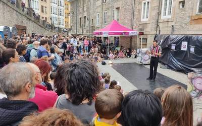 Hamarkada bat euskararen bueltan