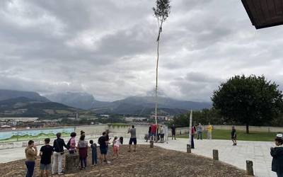 Rantxerekin abiatuko dute Salbadore jaien 50. urteurrena Gerediaga auzoan