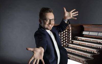 Gaur zortzi iritsiko da Musika Hamabostaldia Azkoitira