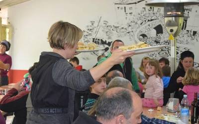 Kantu zaharren bazkaria eginen dute irailaren 16an Goizuetan