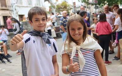 Garazi Igartua eta Anje Errasti alkate txikien eskutik hasi da haurren festa eguna