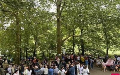 [ARGAZKI GALERIA]: San Roke eguna ospatzen dabiltza Arrazolan