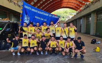 Arkotek ligako azken-aurreko estropada irabazi du Zarautzen