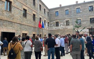 Iruñeko mankomunitateak bere egoitza berria inaguratu du salestarren komentuan