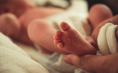 Haurdun daudenei eta jaioberriak dituztenei zuzendutako tailerra eguaztenean