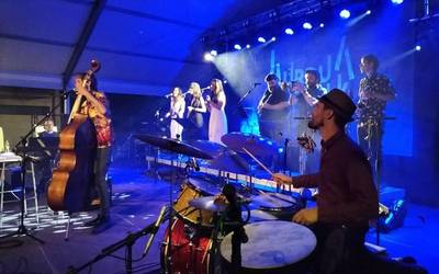Sensei Music Ensamblek eta El Trasnok ireki zuten Urdufolk jaialdia ostiralean