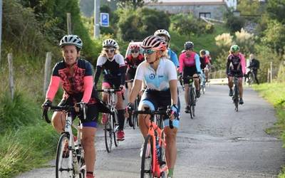 Women Mediterranean Stages campusak dozenaka txirrindulari elkartuko ditu Azkoitian