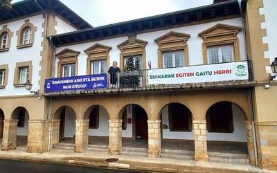 Legutioko udal gobernuaren "neurri murriztaileak" salatu ditu EH Bilduk
