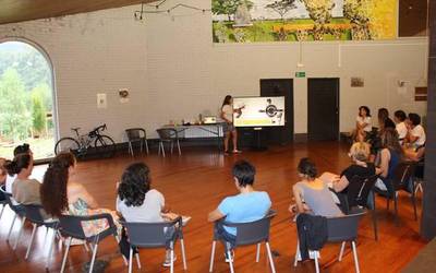 Emakume txirrindulari ugari batu ditu Azkoitian, Women Mediterranean Stages campusak