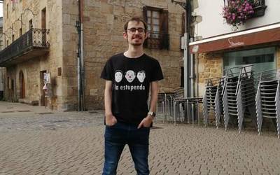 "Jendeak ez duenean zerbait espero barrea sortzen da"